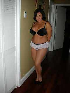 a hot woman looking for sex Mullica Hill